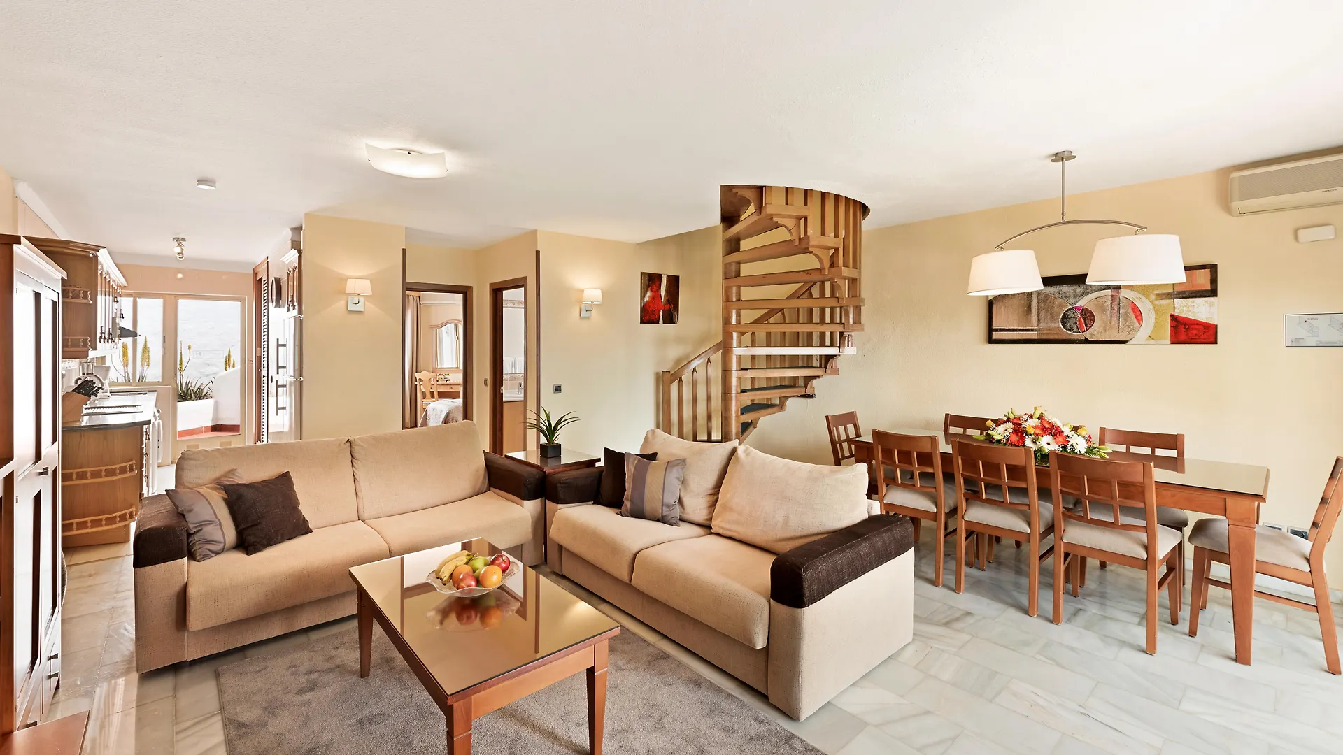 Apartamento Macdonald Leila Playa Resort Sitio de Calahonda España