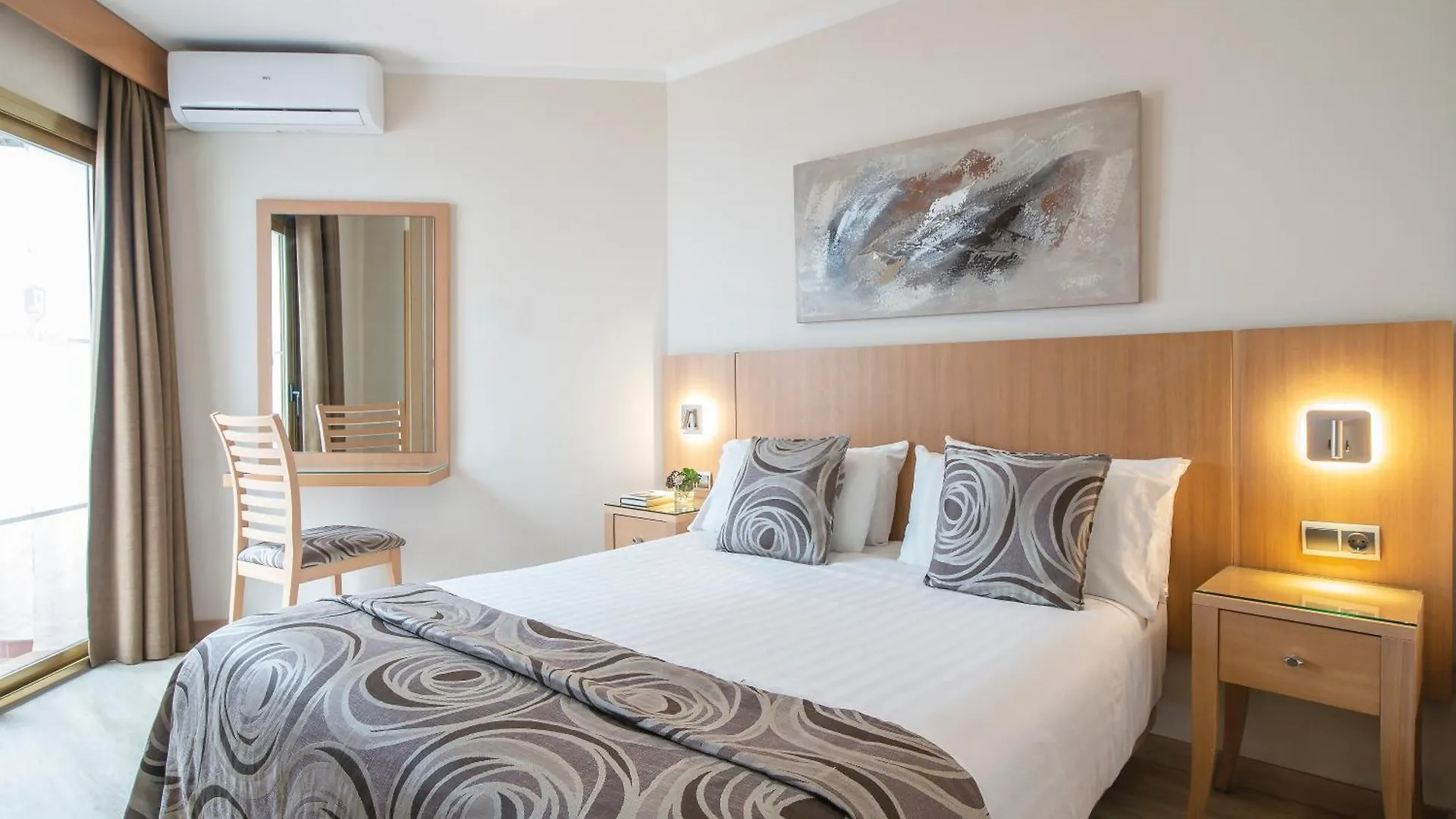 Apartamento Macdonald Leila Playa Resort Sitio de Calahonda España