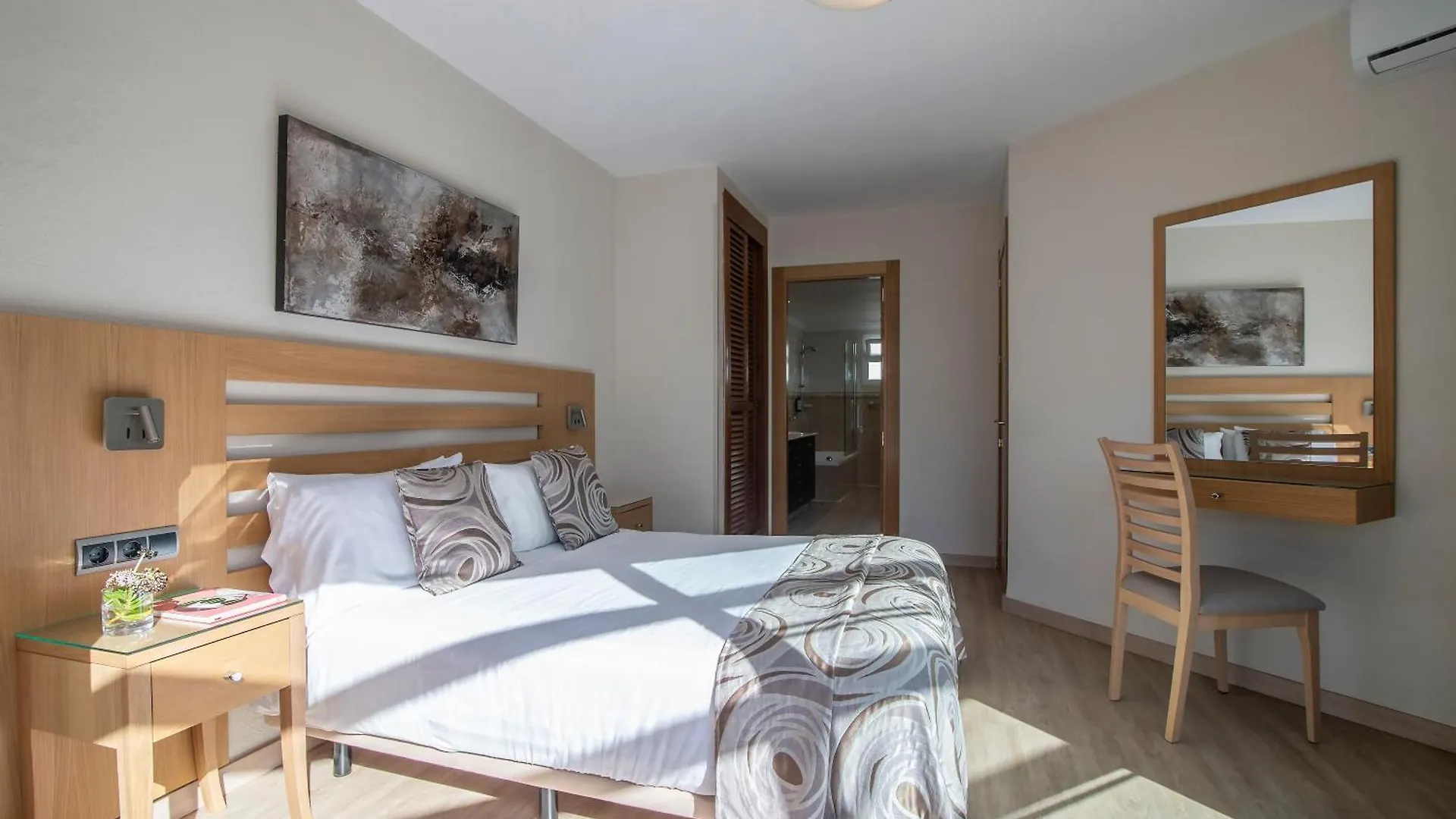 Sitio de Calahonda Macdonald Leila Playa Resort ספרד